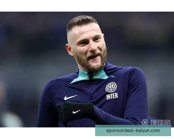 什克里尼亚尔职业轨迹揭示其在防线上的稳定表现以及未来发展潜力