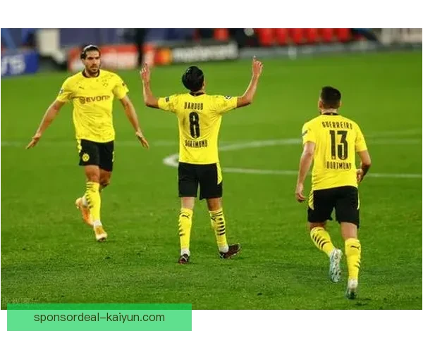 萨内防守参与度持续提升，展现出良好的全面表现能力