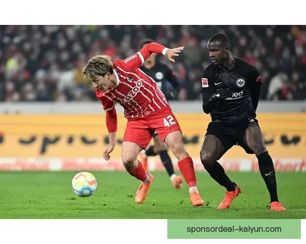 戴奇执教埃弗顿近期表现稳健，球队竞争力逐步增强